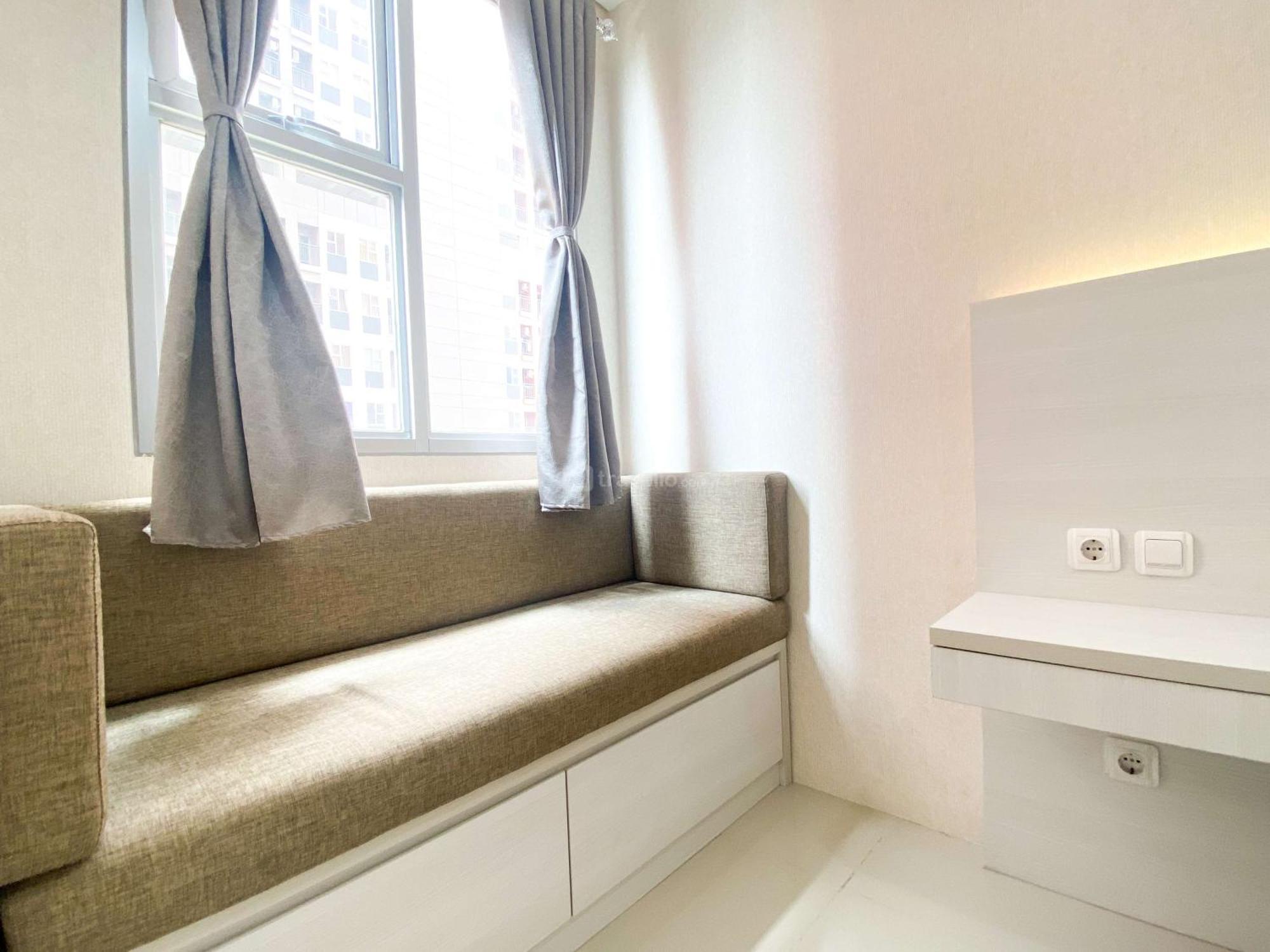 Apartemen Homey And Minimalist Transpark Juanda Timur By Travelio