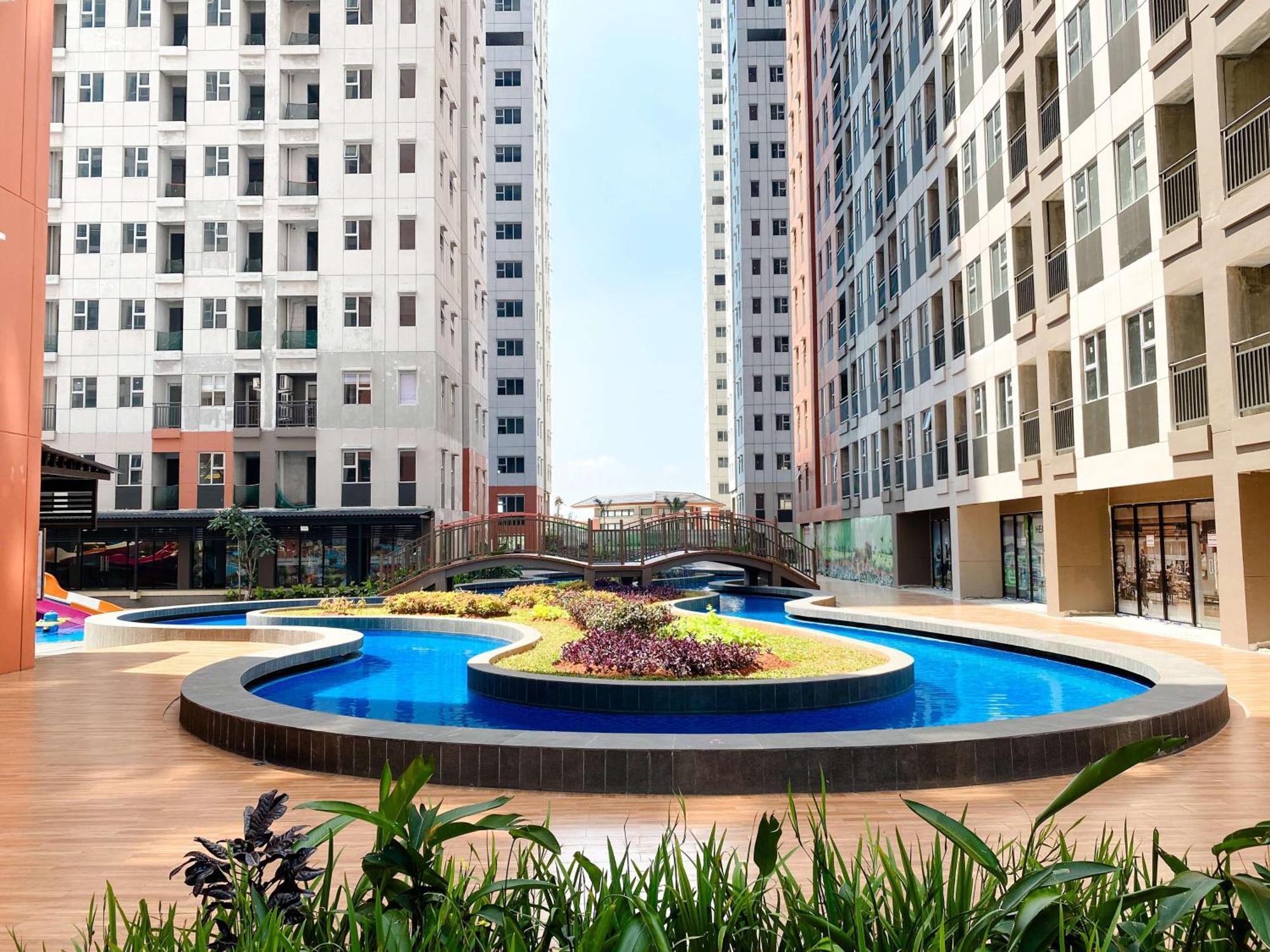 Apartemen Homey And Minimalist Transpark Juanda Timur By Travelio
